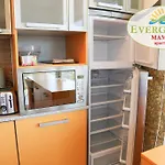 Evergreen Vlas Sud